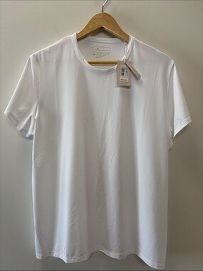 Everlane White Short-Sleeve Sun Shirt Women